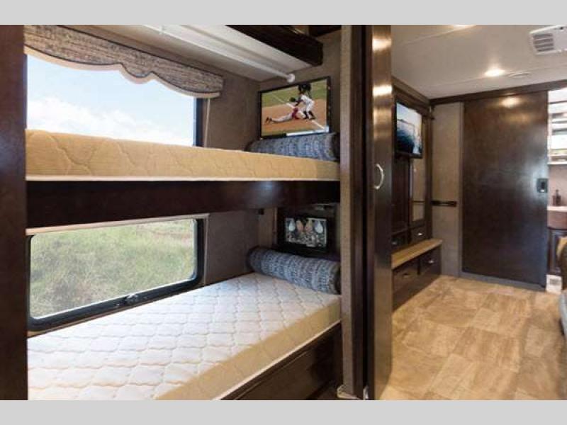 Thor Challenger Class A Motorhome Bunks