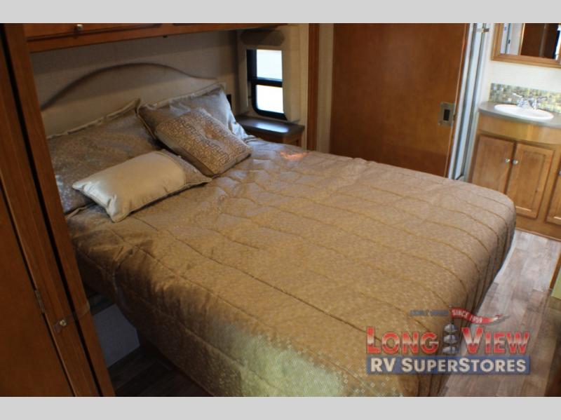 Winnebago Sunstar Class A Motorhome Master