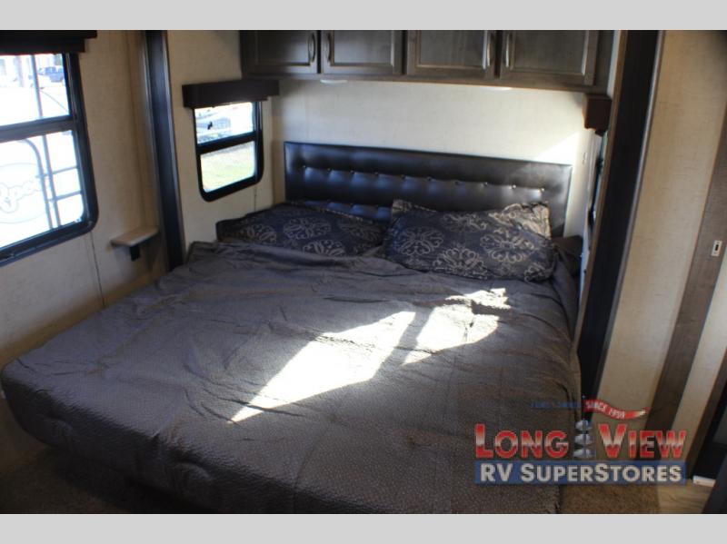 KZ Durango Gold fifth wheel Master Bedroom