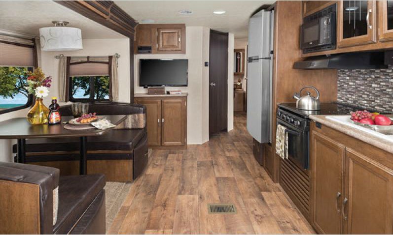 heritage glen hyper-lyte travel trailer kitchen