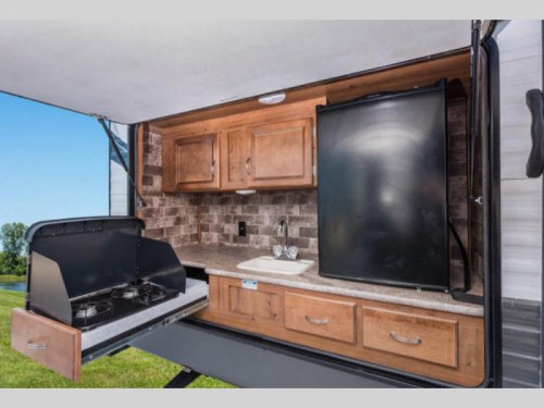 Gulfstream Conquest travel trailer Ext Kitchen