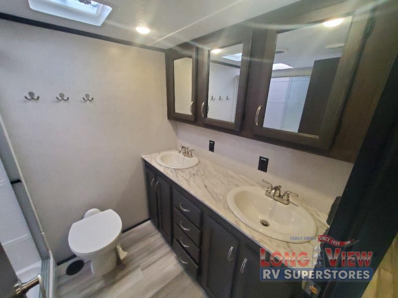 Coachmen Bathroom