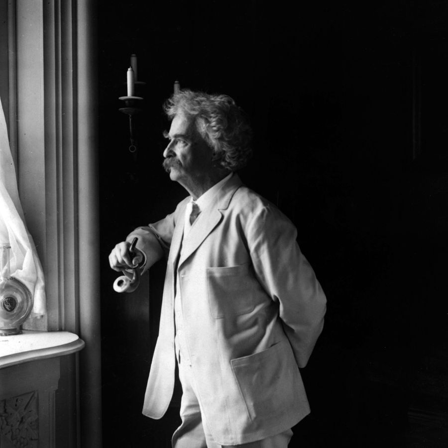 Mark Twain photograph