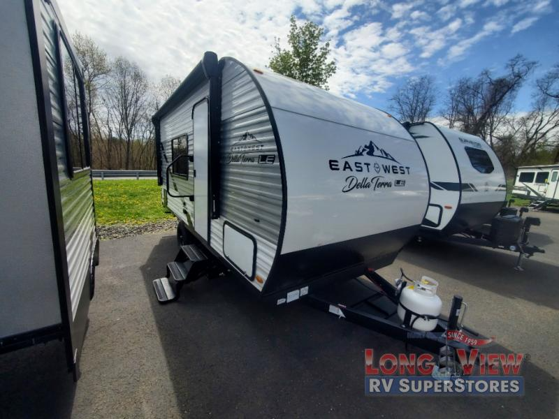 EAST TO WEST Della Terra travel trailer main image